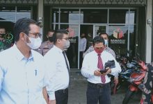 Photo of Cabup Apri Sujadi Jalani Pemeriksaan Kasus Dugaan Politik Uang